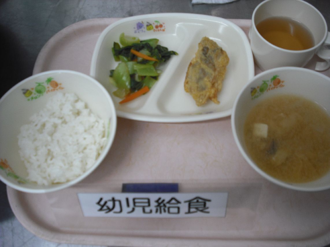 ご飯 白身魚の天ぷら 青梗菜のお浸し 味噌汁